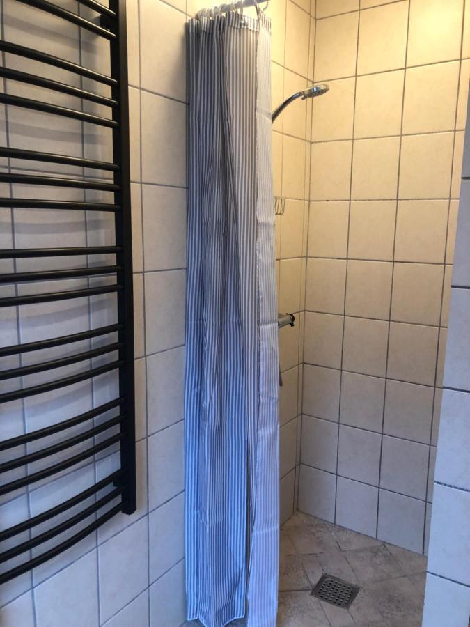 Lille Rode Hus Mando Ribe